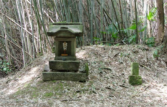 八幡社